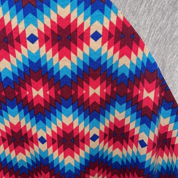 Lularoe Randy baseball t top size small - Picture 3 of 4